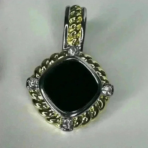 14K GP Two Tone Onyx Pendant Necklace Gorgeous - Picture 5 of 7